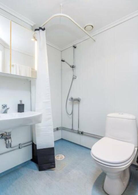 GarderStudio Apt Close To Airportアパートメント エクステリア 写真